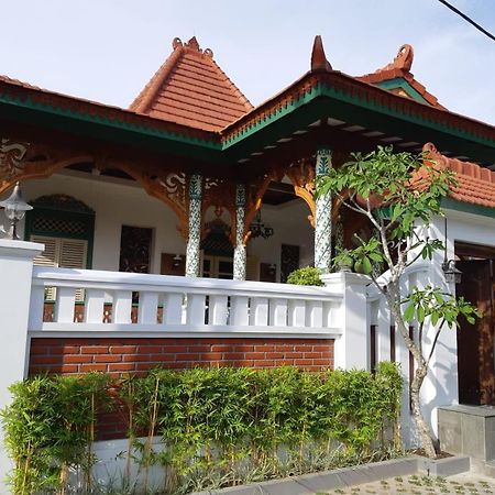 Rumah Jawa Guest House Yogyakarta Kültér fotó